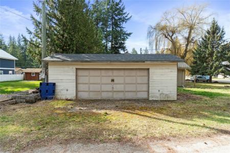 4174 ASHE CRESCENT, Scotch Creek, Columbia Britannica V0E 1M5, Canada