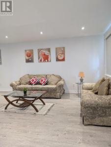 100 CROCKAMHILL DRIVE, Toronto (agincourt North), Ontario M1S 2L1, Canada