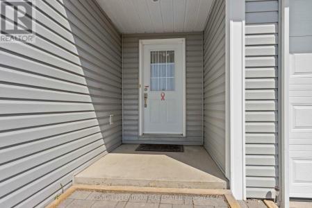 1095 FRED BROWN ROAD, Loyalist (lennox And Addington - South), 安大略省 K0H 2H0, 加拿大