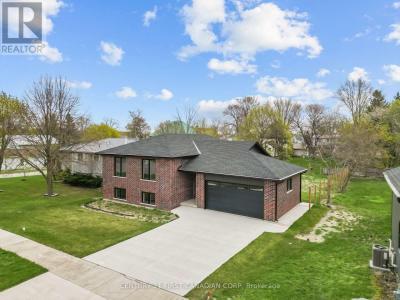 134 KING STREET, Lambton Shores (thedford), Ontario N0M 2L0, Canada