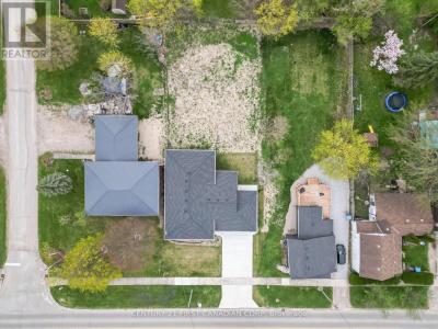 134 KING STREET, Lambton Shores (thedford), Ontario N0M 2L0, Canada