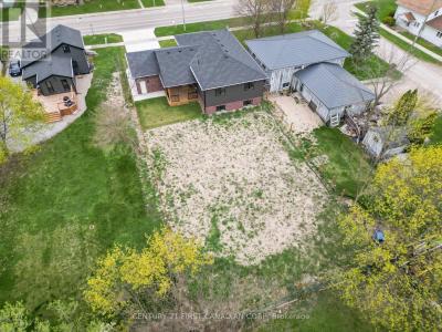 134 KING STREET, Lambton Shores (thedford), Ontario N0M 2L0, Canada