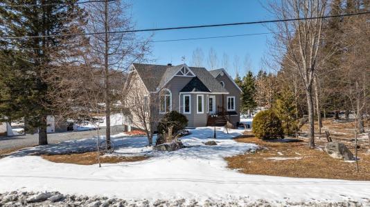 120 Rue Pelletier, Packington, Quebec G0L 1Z0, Canada