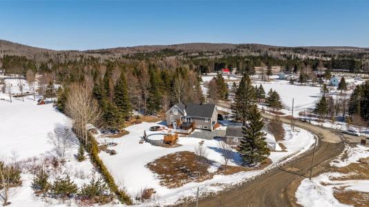 120 Rue Pelletier, Packington, Quebec G0L 1Z0, Canada