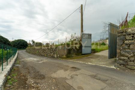 Via Marchesana, Valverde, Sicilia 95028, Italy