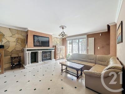 Montfermeil, Île-de-France 93370, アキタン