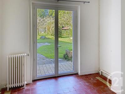 Vineuil St Firmin, Picardie 60500, 法國