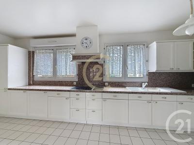 Nanterre, Île-de-France 92000, France