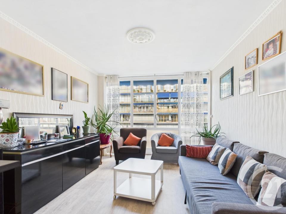 Boulogne Billancourt, Île-de-France 92100, アキタン