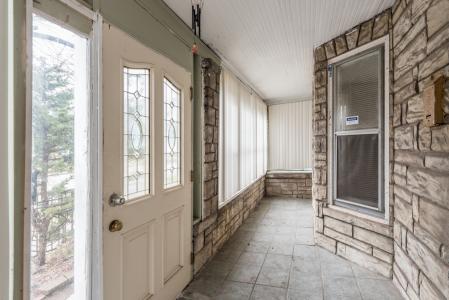 219 S Park Avenue, Waukegan, Illinois 60085, USA