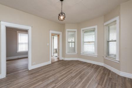 219 S Park Avenue, Waukegan, Illinois 60085