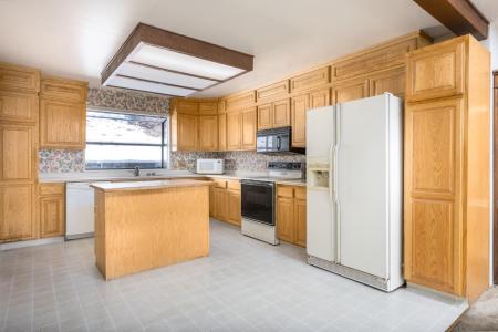 6261 Ridgeway Drive, Pollock Pines, California 95726, USA