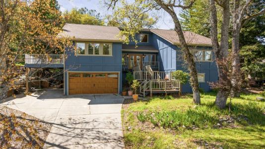 14494 Lake Wildwood Drive, Penn Valley, California 95946, USA