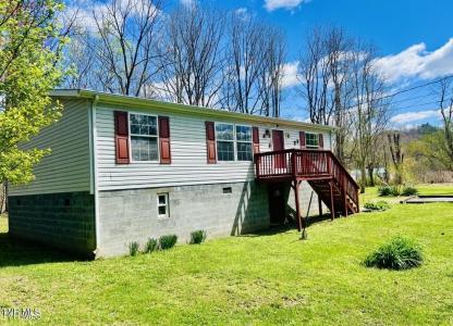 518 North E  River Street, Big Stone Gap, Virginia 24219