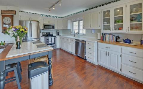 773 Crooked Creek Connector, Young Harris, Georgia 30582, USA