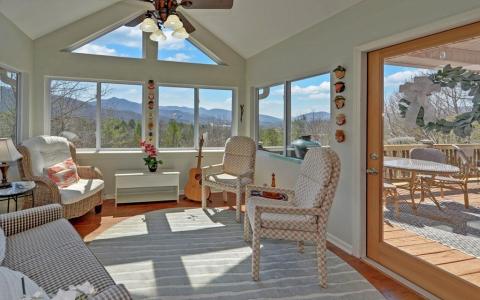 773 Crooked Creek Connector, Young Harris, Georgia 30582, USA