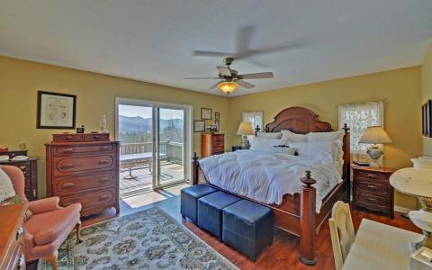 773 Crooked Creek Connector, Young Harris, Georgia 30582, USA