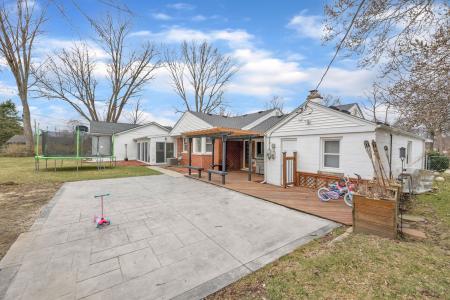 22721 Lawrence Avenue, Dearborn, Мичиган 48128, Соединенные Штаты