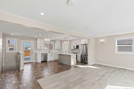 8805 102 STREET, Grande Prairie, 阿爾伯塔 T8V 2S6, 加拿大