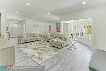 16643 Redwood Way, Weston, 佛羅里達州 33326, 美國
