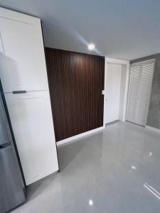 1731 Presidential Way C203, West Palm Beach, Floride 33401, États-Unis