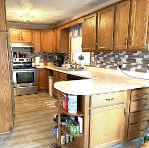 304 10th Avenue, Edgemont, SD 57735, USA