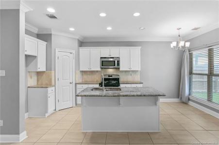 230 Aston Lane, Sulphur, Louisiana 70665