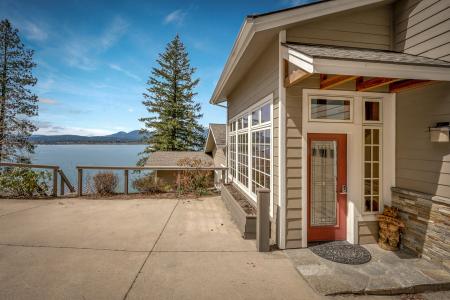 3765 Bottle Bay Road, Sagle, Idaho 83860, HOA KỲ