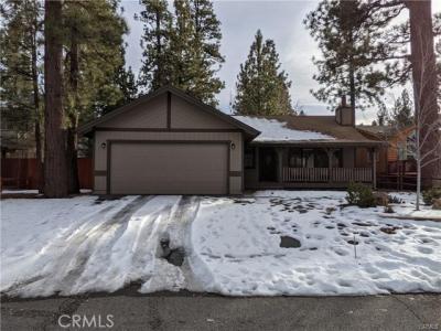 542 E Barker Boulevard, Big Bear City, 加利福尼亚州 92314, 美国