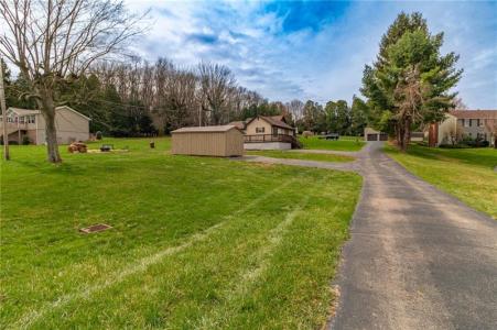 160 Dutchtown Rd, Butler, Pennsylvania 16002