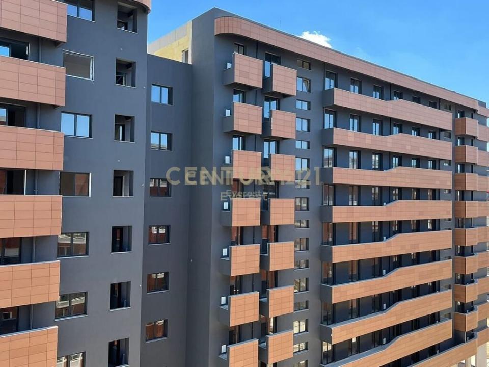 Unaza e Re, Tirana, Albanie