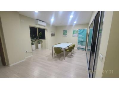 Ish Blloku, Tirana, Albania