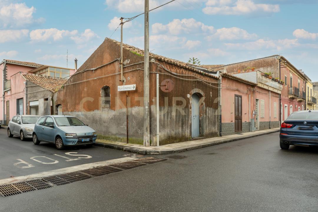 Via Carlo Alberto, San Gregorio Di Catania, Sicilia 95027, Italia