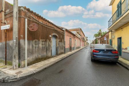 Via Carlo Alberto, San Gregorio Di Catania, Sicilia 95027, Italia