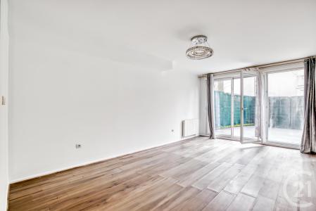 La Courneuve, Île-de-France 93120, France