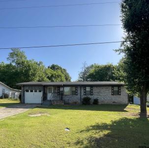 105 Walker Drive, Naples, Texas 75568, USA