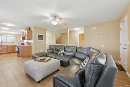 5575 S 930 E, Wolcottville, Indiana 46795, Stati Uniti