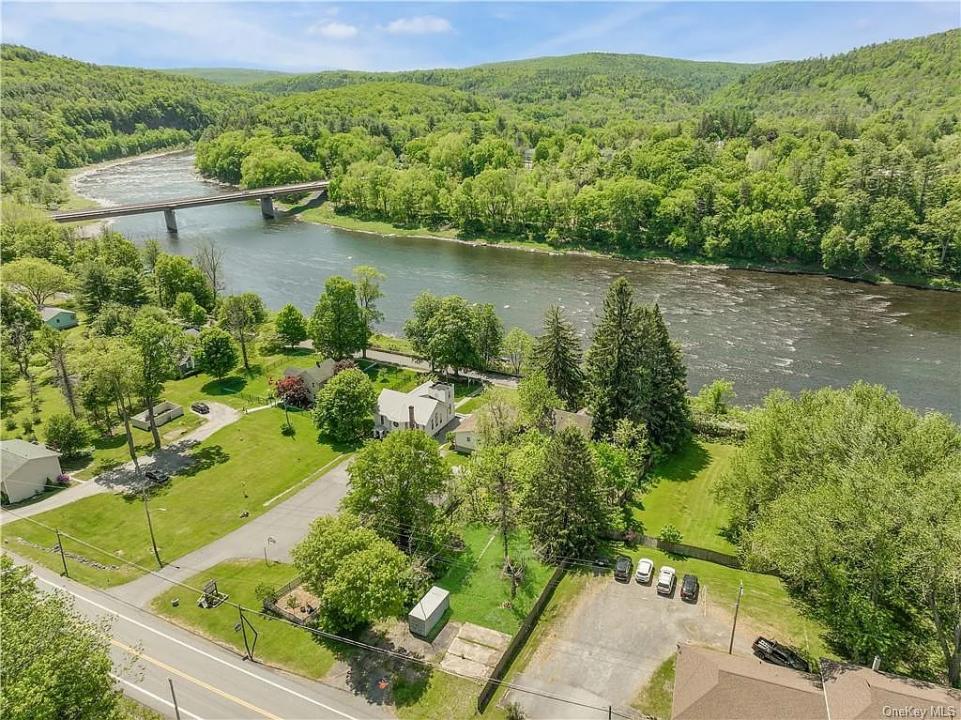 3409 State Route 97, Barryville, New York 12719