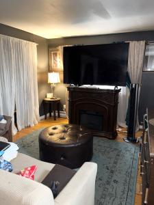 13 Pleasant View Avenue, Watertown, Connecticut 06779
