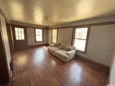 5 Willow Dr, Mason City, Iowa 50401, USA