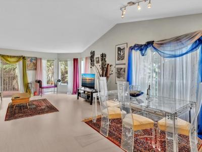 2440 NW 33rd St , 1812, Oakland Park, Florida 33309, Estados Unidos