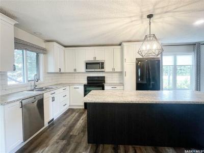 501 2ND STREET W, Meadow Lake, Saskatchewan S9X 1C9, Canada