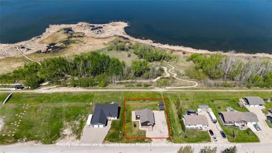 47 RAILWAY AVENUE, Erickson, Manitoba R0J 0P0, Canada