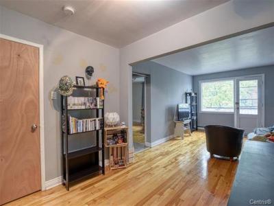 6877 Rue Hochelaga, Montréal (Mercier/Hochelaga-Maisonneuve), ケベック H1N 1Y5, カナダ