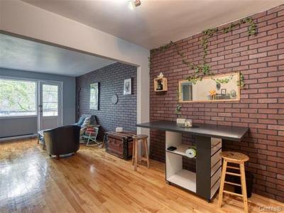 6877 Rue Hochelaga, Montréal (Mercier/Hochelaga-Maisonneuve), ケベック H1N 1Y5, カナダ