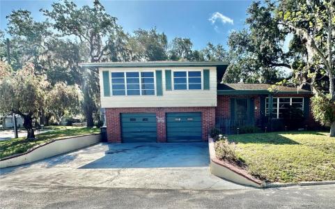 302 LUNA ROAD, AUBURNDALE, Florida 33823, USA