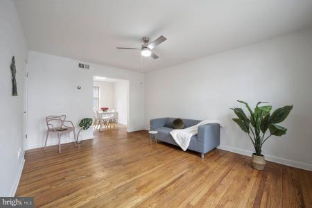 2145 Suitland Terrace SE Unit# B, Washington, Washington D.C. 20020, HOA KỲ