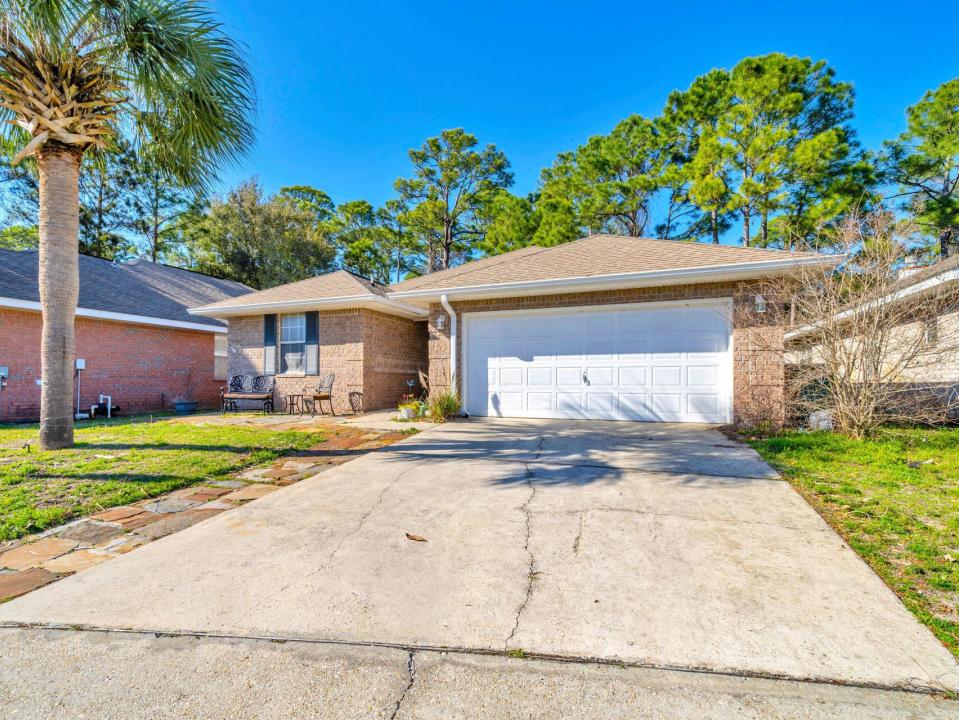 703 Marsh Harbor Drive, Mary Esther, Floride 32569, États-Unis