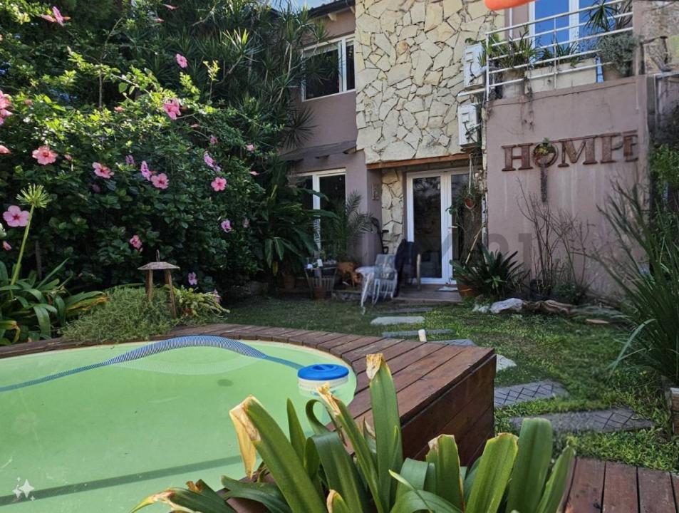 Escobar 2800, Villa Pueyrredón, Capital Federal 00001, Аргентина