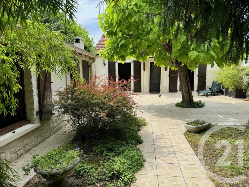 Le Blanc Mesnil, Île-de-France 93150, アキタン